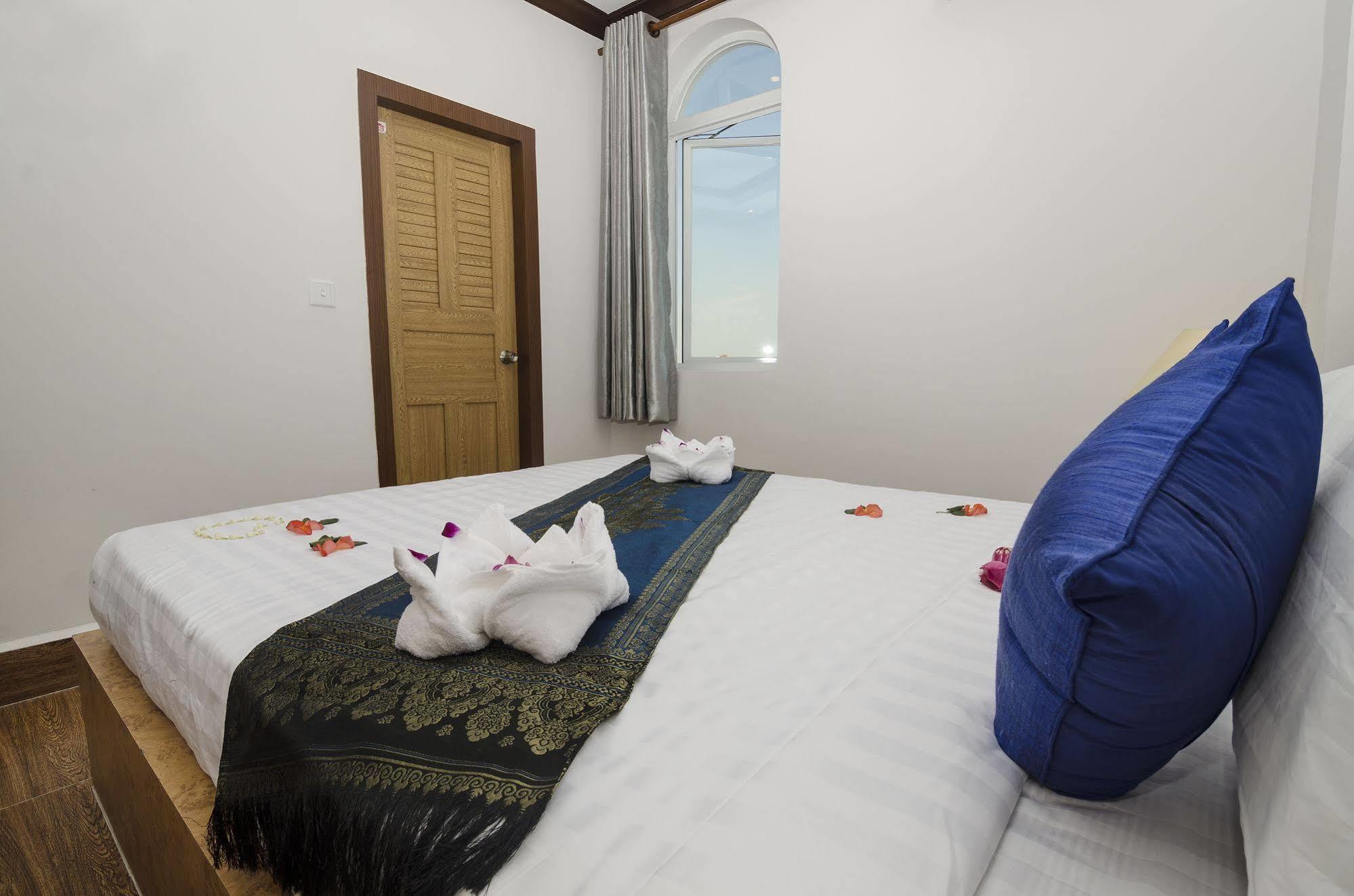 Phuminh Hotel Riverside Phnom Penh Eksteriør bilde