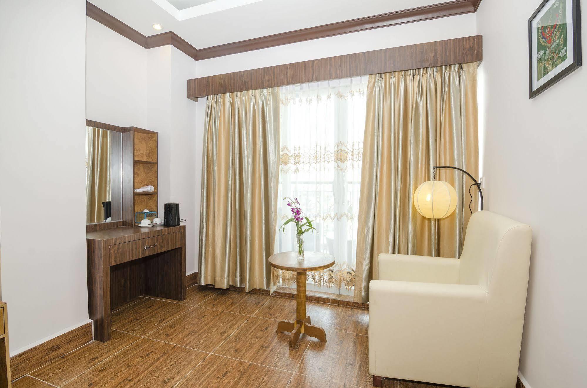 Phuminh Hotel Riverside Phnom Penh Eksteriør bilde